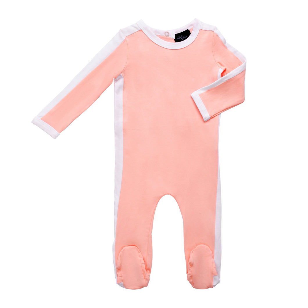 Cuddle & Coo Outline Stretchie in Blush